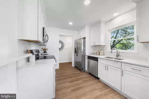 Kitchen - 6221 Apache St, Springfield, VA 22150 photo 1 of 2