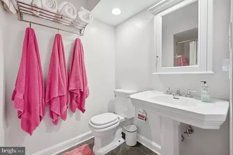 Bath - 6610 Madison Mclean Drive Dr, Mclean, VA 22101 photo 3 of 3