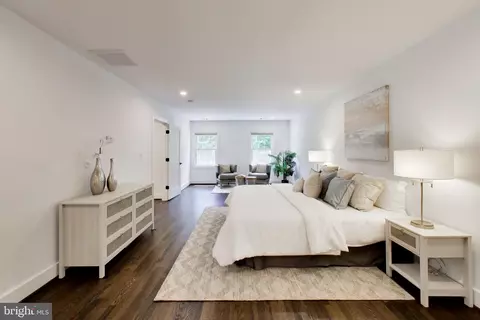 Bedroom - 704 Blueberry Hill Rd, Mclean, VA 22101 photo 1 of 7