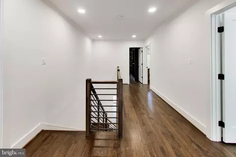 Entry Way - 704 Blueberry Hill Rd, Mclean, VA 22101 photo 3 of 5