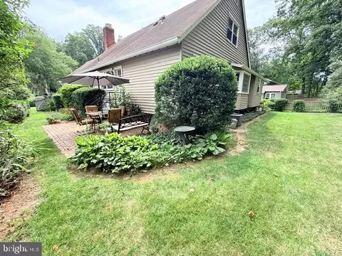 Exterior - 6012 Nassau Dr, Springfield, VA 22152 photo 3 of 5