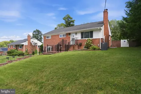 3805 Oliver Ave, Annandale, VA 22003