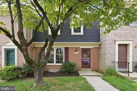 2816 Balliett Ct, Vienna, VA 22180