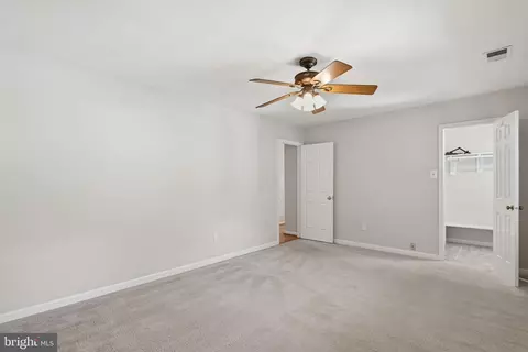 Bedroom - 7316 Walnut Knoll Dr, Springfield, VA 22153 photo 8 of 8