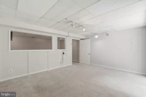 Other - 7316 Walnut Knoll Dr, Springfield, VA 22153 photo 3 of 22