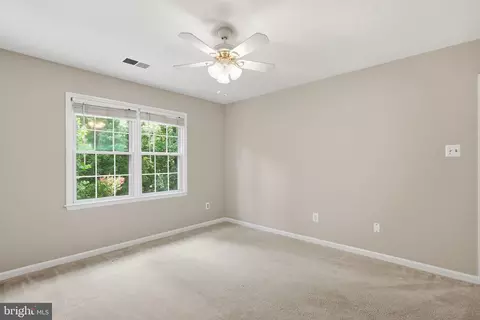 Bedroom - 7316 Walnut Knoll Dr, Springfield, VA 22153 photo 5 of 8