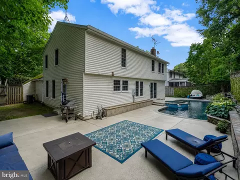Exterior - 7809 Roundabout Way, Springfield, VA 22153 photo 13 of 14
