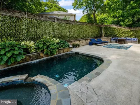 Exterior - 7809 Roundabout Way, Springfield, VA 22153 photo 5 of 14