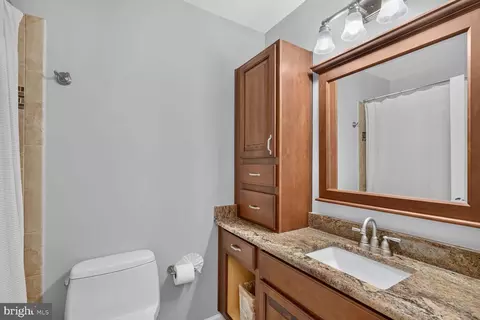 Bath - 5265 Leestone Ct, Springfield, VA 22151 photo 3 of 3