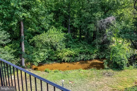 View/Area - 6952 Kyleakin Ct, Mclean, VA 22101 photo 1 of 2