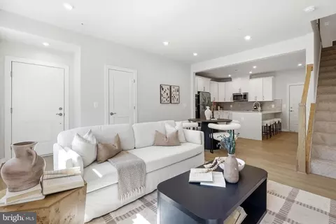 4128 Legato Rd #53, Fairfax, VA 22033