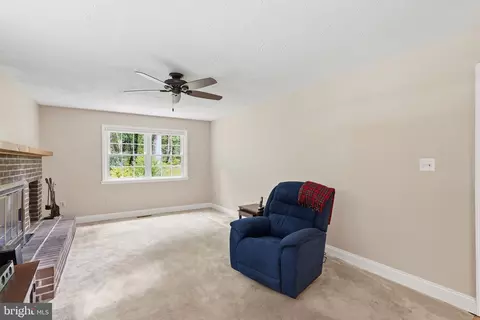 Living - 1842 Post Oak Trl, Reston, VA 20191 photo 4 of 5