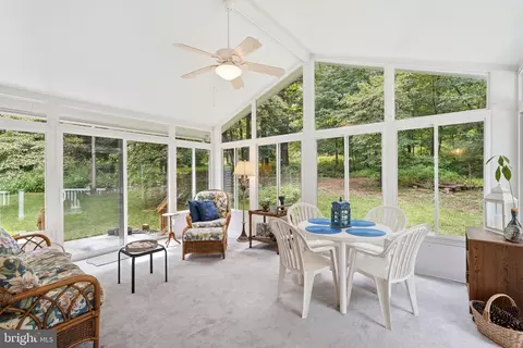 Exterior - 1842 Post Oak Trl, Reston, VA 20191 photo 4 of 14
