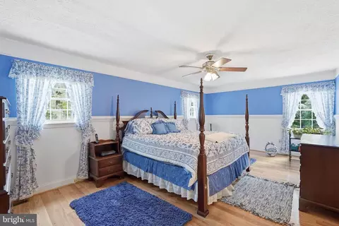 Bedroom - 1842 Post Oak Trl, Reston, VA 20191 photo 2 of 9