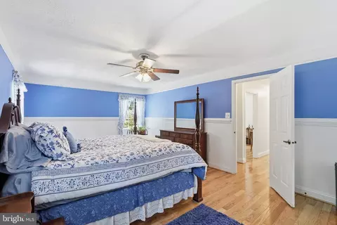Bedroom - 1842 Post Oak Trl, Reston, VA 20191 photo 5 of 9