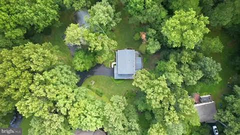 View/Area - 1842 Post Oak Trl, Reston, VA 20191 photo 1 of 1