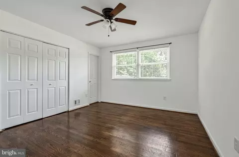 Bedroom - 5520 Southampton Dr, Springfield, VA 22151 photo 3 of 4