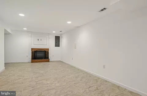 Living - 5520 Southampton Dr, Springfield, VA 22151 photo 8 of 8