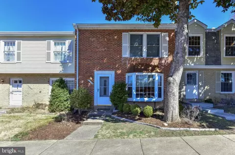 6364 Patience Ct, Alexandria, VA 22315