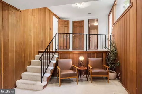 Entry Way - 1435 Waggaman Cir, Mclean, VA 22101 photo 3 of 3