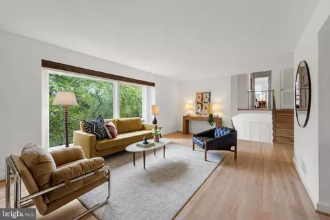 Living - 1435 Waggaman Cir, Mclean, VA 22101 photo 2 of 3