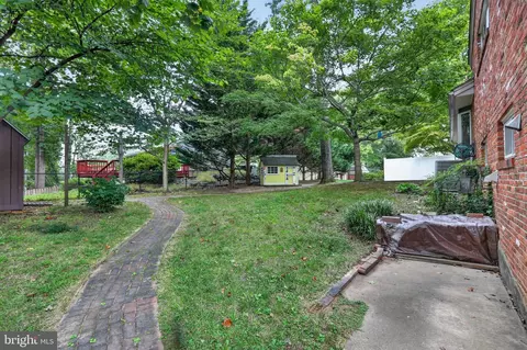 Exterior - 5624 Queensberry Ave, Springfield, VA 22151 photo 7 of 7