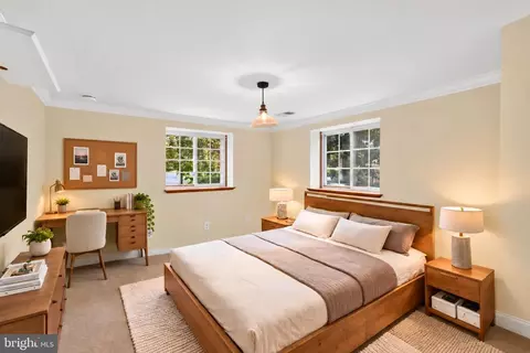 Bedroom - 5624 Queensberry Ave, Springfield, VA 22151 photo 3 of 9