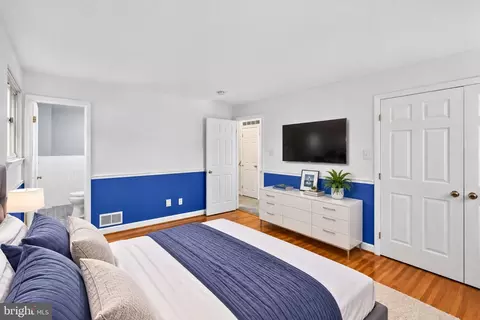 Bedroom - 5624 Queensberry Ave, Springfield, VA 22151 photo 2 of 9