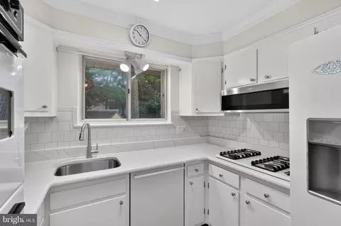 Other - 5624 Queensberry Ave, Springfield, VA 22151 photo 2 of 11