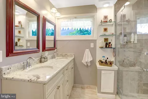 Bath - 7402 Elgar St, Springfield, VA 22151 photo 1 of 3