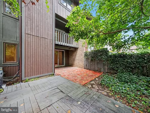 Exterior - 7836 Marconi Ct, Springfield, VA 22153 photo 3 of 5