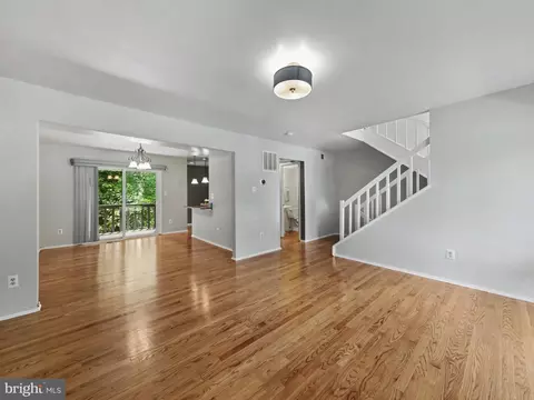 Living - 7836 Marconi Ct, Springfield, VA 22153 photo 1 of 7