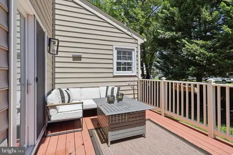 Exterior - 6502 Summerton Way, Springfield, VA 22150 photo 6 of 11