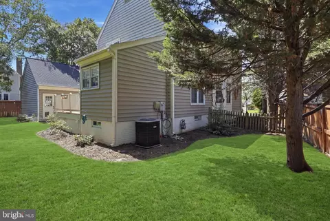 Exterior - 6502 Summerton Way, Springfield, VA 22150 photo 9 of 11