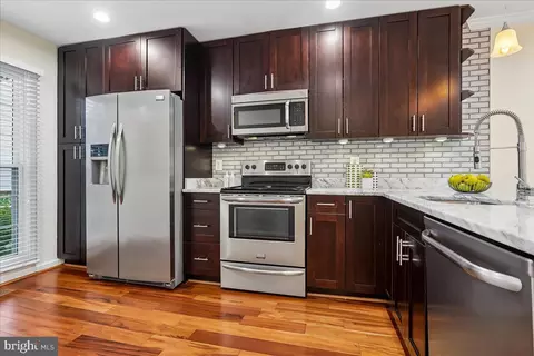 Kitchen - 8562 Springfield Oaks Dr, Springfield, VA 22153 photo 3 of 3