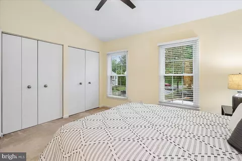 Bedroom - 8562 Springfield Oaks Dr, Springfield, VA 22153 photo 3 of 4