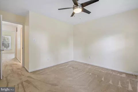 Bedroom - 8562 Springfield Oaks Dr, Springfield, VA 22153 photo 4 of 4