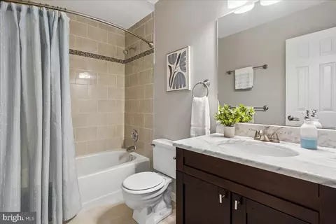 Bath - 8562 Springfield Oaks Dr, Springfield, VA 22153 photo 3 of 4