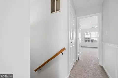 Entry Way - 2494 Quick St #102, Herndon, VA 20171 photo 4 of 6