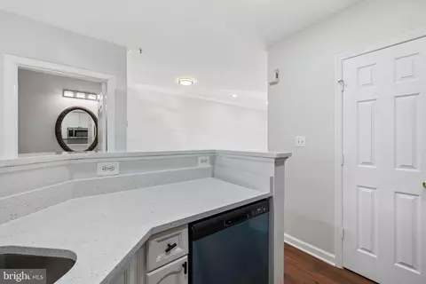 Kitchen - 2494 Quick St #102, Herndon, VA 20171 photo 3 of 3