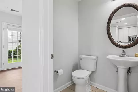 Entry Way - 2494 Quick St #102, Herndon, VA 20171 photo 3 of 6