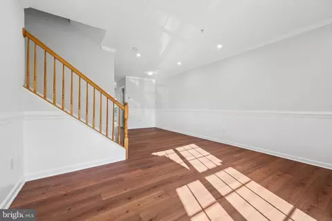 Entry Way - 2494 Quick St #102, Herndon, VA 20171 photo 2 of 6