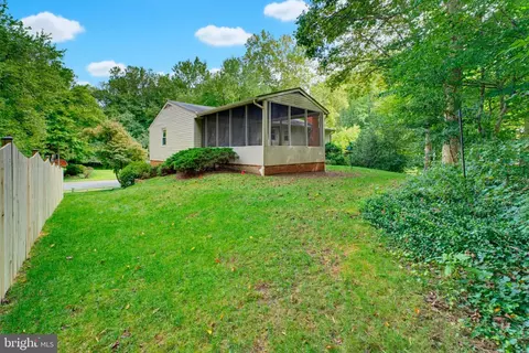 Exterior - 7235 Hadlow Dr, Springfield, VA 22152 photo 11 of 11