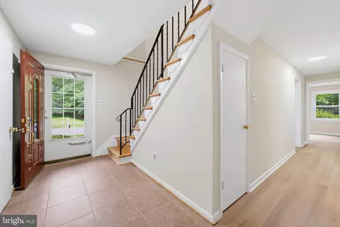 Entry Way - 7235 Hadlow Dr, Springfield, VA 22152 photo 1 of 1