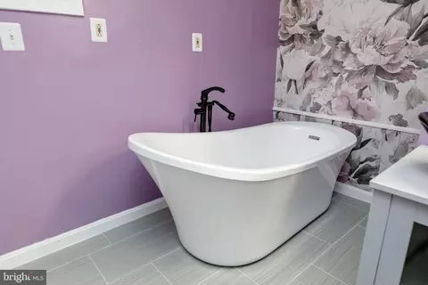 Bath - 7415 Jervis St, Springfield, VA 22151 photo 8 of 8