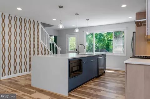 Kitchen - 7415 Jervis St, Springfield, VA 22151 photo 6 of 8