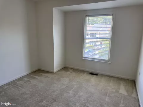 Bedroom - 7261 Olde Lantern Way, Springfield, VA 22152 photo 2 of 3