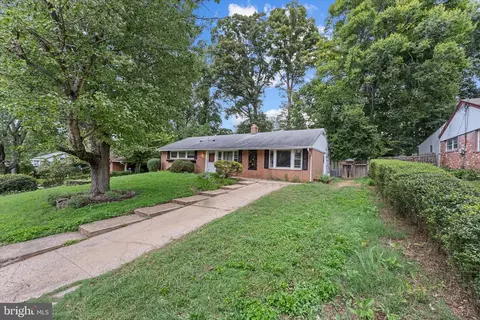 7914 Hatteras Ln, Springfield, VA 22151 photo 3
