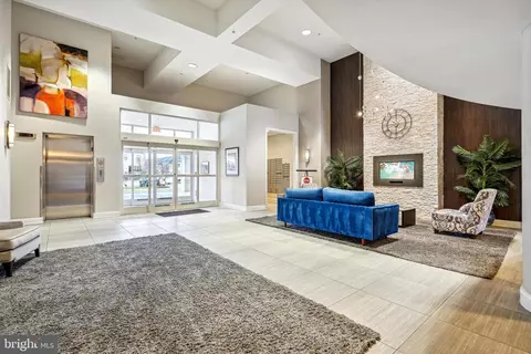 6301 Edsall Rd #613, Alexandria, VA 22312