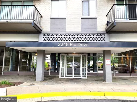 3245 Rio Dr #806, Falls Church, VA 22041